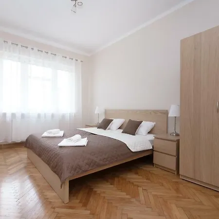 Mirada Apartment
